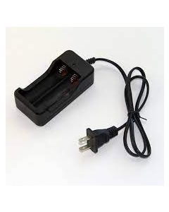 Cargador Para Dos Baterías 18650
